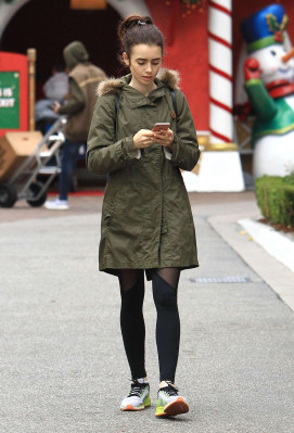 Lily Collins pic #897103