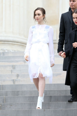 Lily Collins pic #967556