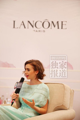 Lily Collins pic #751624