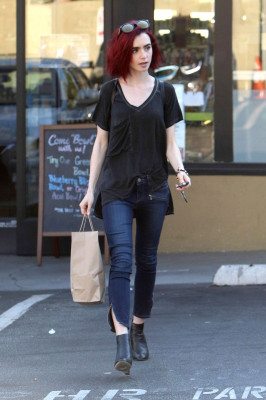 Lily Collins pic #872731