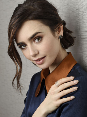 Lily Collins pic #894430