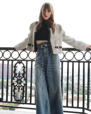 Lily Collins pic #1288770