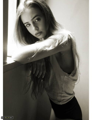 Lily Collins pic #349222
