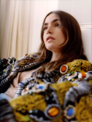photo 12 in Lily Collins gallery [id1360852] 2024-11-24 00:00:00