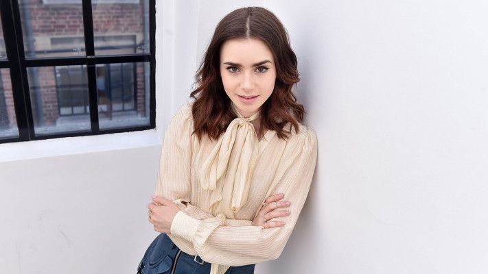Lily Collins pic #937600