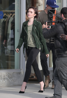 Lily Collins pic #875441