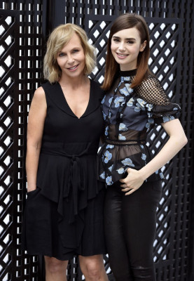 Lily Collins pic #950111