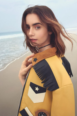 Lily Collins pic #945548