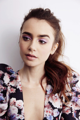 Lily Collins pic #1121969