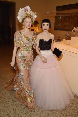 Lily Collins pic #930479
