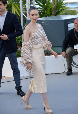 Lily Collins pic #935113