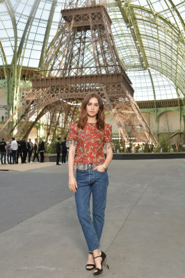 Lily Collins pic #947591
