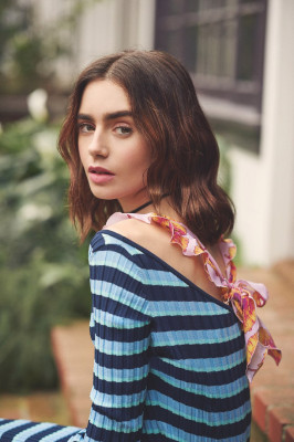 Lily Collins pic #945551