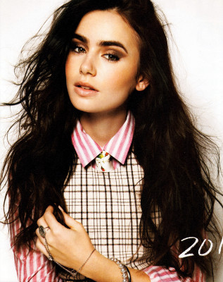 Lily Collins pic #453008