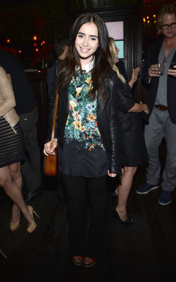 Lily Collins pic #496666