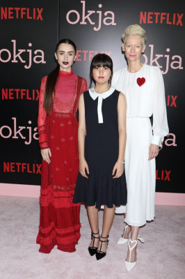 Lily Collins pic #941827
