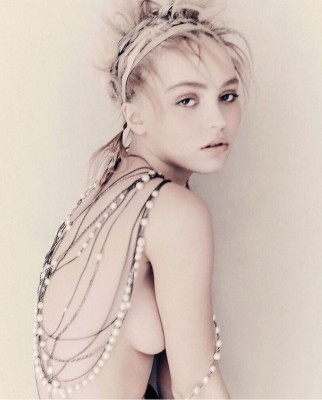 Lily-Rose Melody Depp pic #1063036