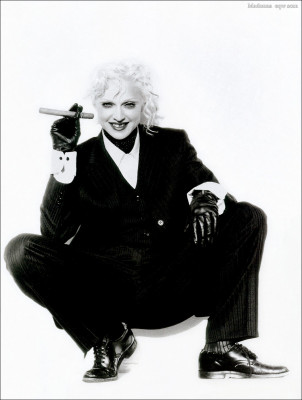 Madonna pic #8317