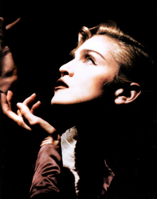 Madonna pic #186132