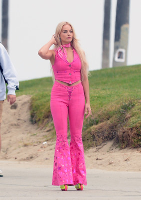 photo 6 in Margot Robbie gallery [id1305822] 2022-07-25 00:00:00