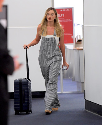 Margot Robbie pic #1128453