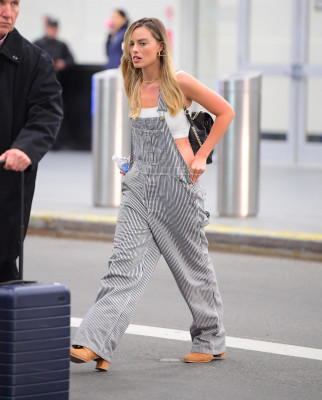 Margot Robbie pic #1128445