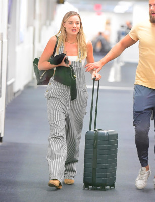 Margot Robbie pic #1128447