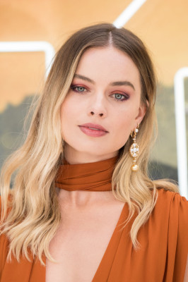 Margot Robbie pic #1164789