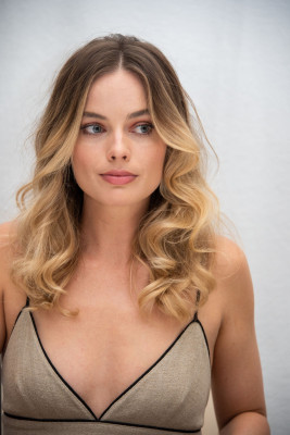 Margot Robbie pic #1156503