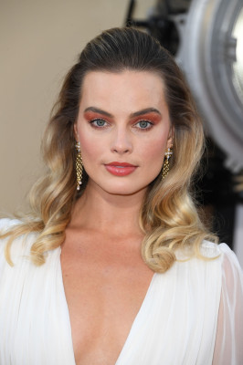 Margot Robbie pic #1159881