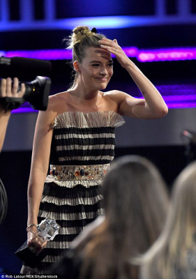 Margot Robbie pic #997942