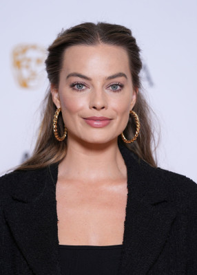 photo 10 in Margot Robbie gallery [id1317199] 2022-12-12 00:00:00