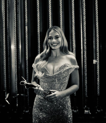 photo 5 in Margot Robbie gallery [id1346717] 2024-03-25 00:00:00