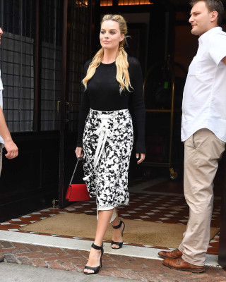 Margot Robbie pic #868659