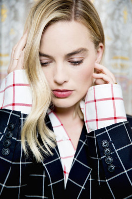 Margot Robbie pic #991731