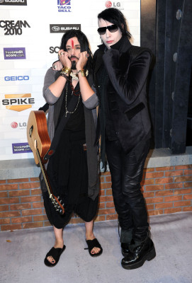 photo 9 in Marilyn Manson gallery [id302205] 2010-11-10 00:00:00