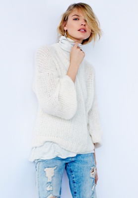 Martha Hunt pic #785712