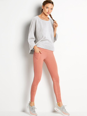 Martha Hunt pic #1025916