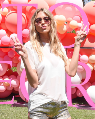 Martha Hunt pic #926006