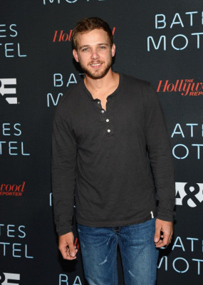 Max Thieriot pic #1276283