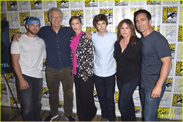 Max Thieriot pic #1262208