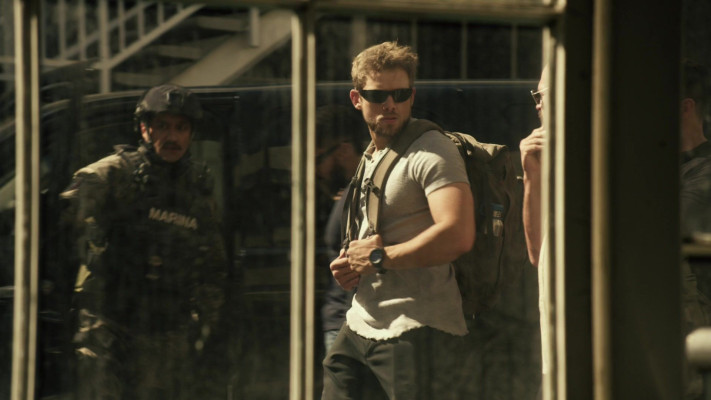 photo 16 in Max Thieriot gallery [id1274553] 2021-10-15 00:00:00