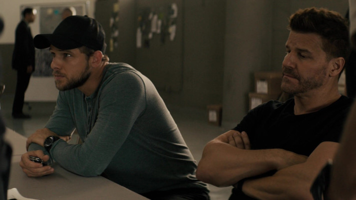 photo 22 in Max Thieriot gallery [id1253308] 2021-04-20 00:00:00