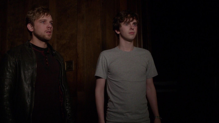 Max Thieriot pic #1242692