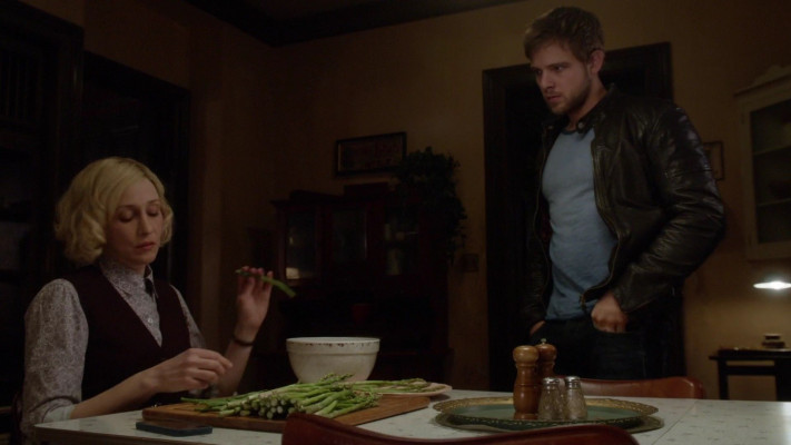 Max Thieriot pic #1255520