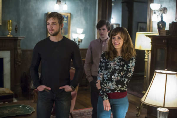 Max Thieriot pic #1255530