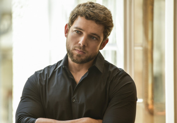 Max Thieriot pic #1263805
