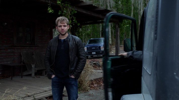 Max Thieriot pic #1255794