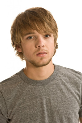 Max Thieriot pic #477474