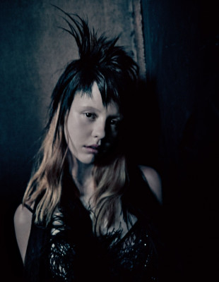 photo 7 in Mia Goth gallery [id1357850] 2024-10-03 00:00:00